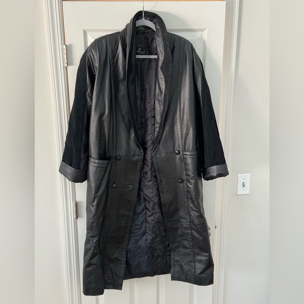 VINTAGE MPW Genuine Leather Black Trench M